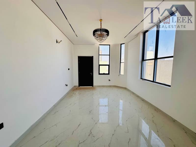 16 IMG_E9236. JPG