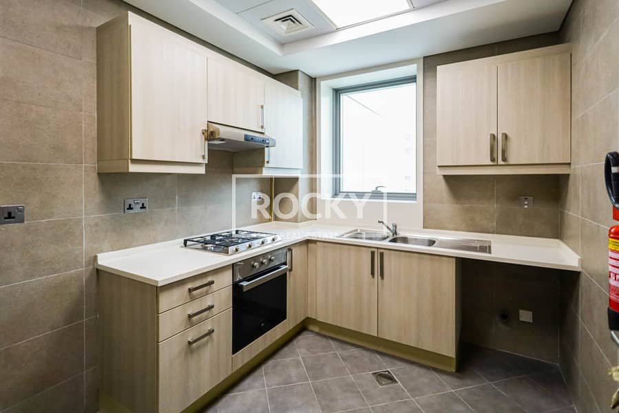 5 ART 18 - kitchen. jpg