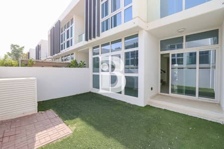 3 Bedroom Villa for Rent in DAMAC Hills 2 (Akoya by DAMAC), Dubai - LUMINOUS I VACANT I GATED COMMUNITY 3 Bedroom Villa for Rent in DAMAC Hills 2 (Akoya by DAMAC), Dubai - LUMINOUS I VACANT I GATED COMMUNITY