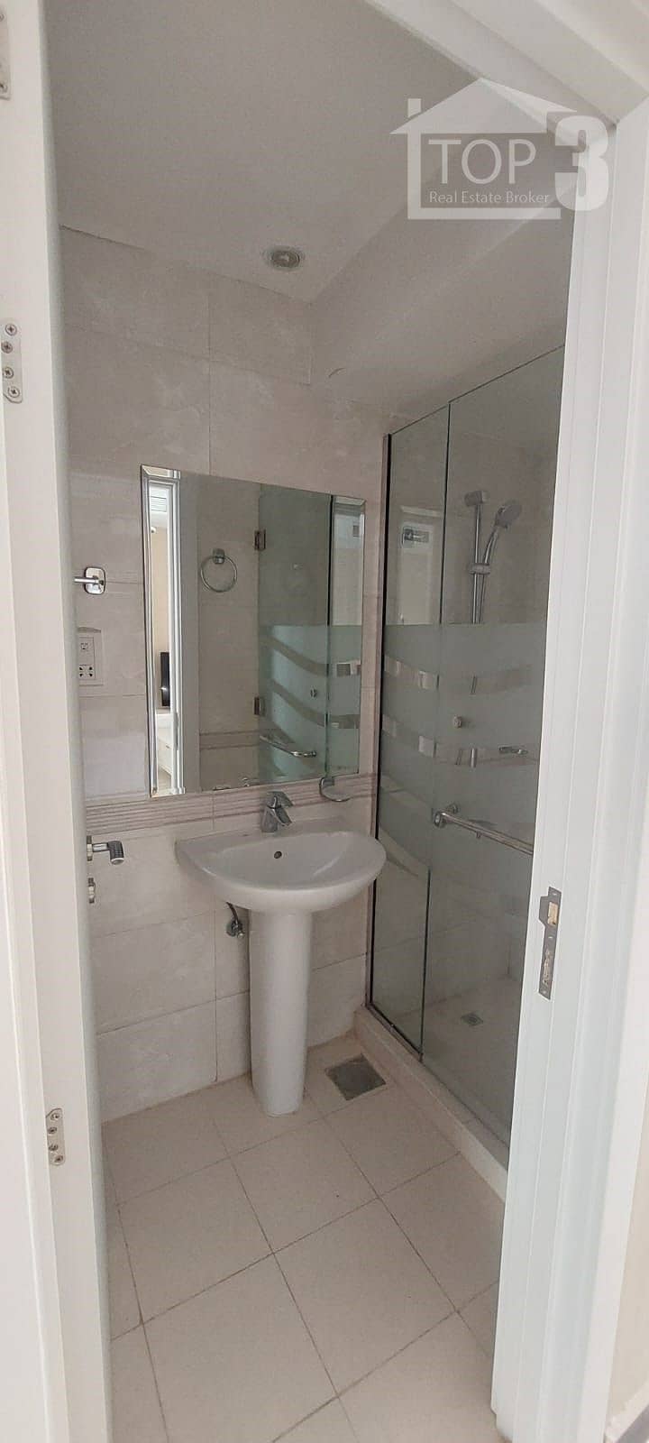5 Bathroom 1 . jpeg