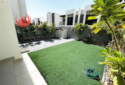 Townhouse de 3 chambres à à louer à DAMAC Hills 2 (Akoya by DAMAC), Dubai - b94ea46c-b8b9-459e-a58c-2320a29b81dc. jpg