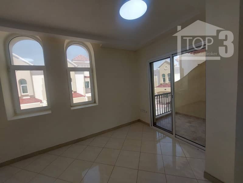 10 bed room with Balcony. jpeg