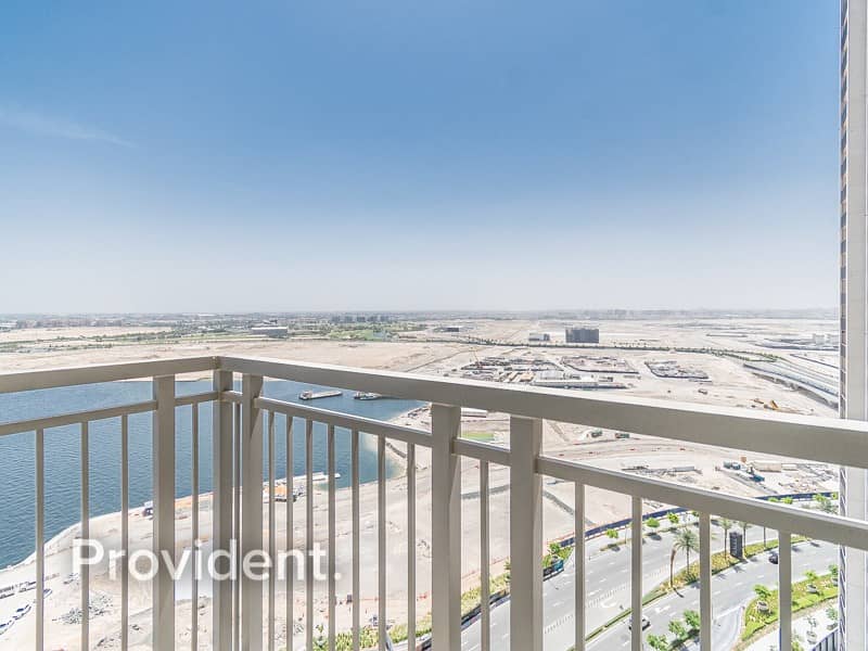 VOT Possible | High Floor | Large Layout VOT Possible | High Floor | Large Layout