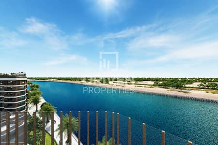 3 Bedroom Apartment for Sale in Yas Island, Abu Dhabi - Full Canal View | 3 Bedrooms + Maid | High Floor 3 Bedroom Apartment for Sale in Yas Island, Abu Dhabi - Full Canal View | 3 Bedrooms + Maid | High Floor