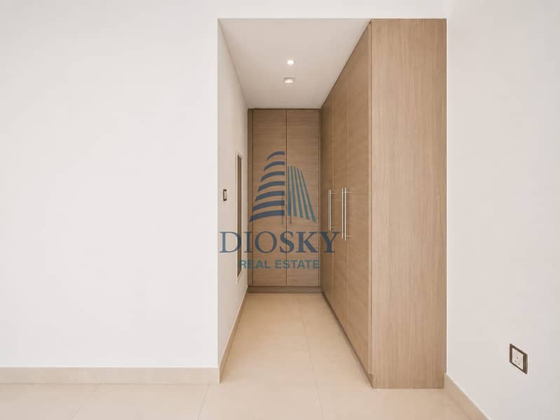 6 Image 6