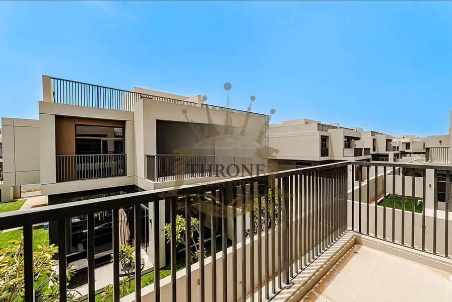 Modern Living | Closed Kitchen | Spacious Layout Modern Living | Closed Kitchen | Spacious Layout