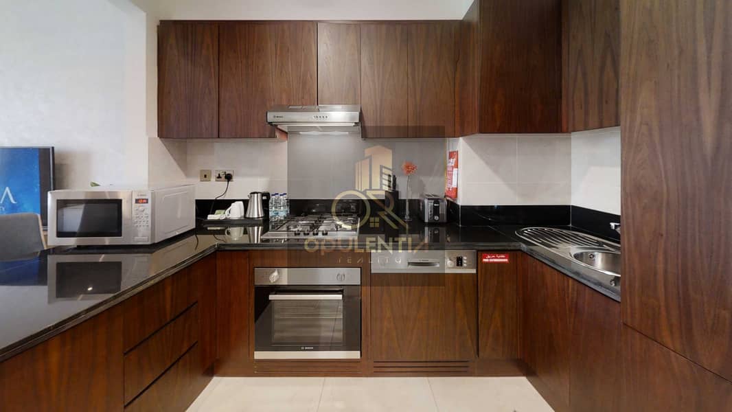 13 SUHA-Studio-PARK-802-Kitchen. jpg