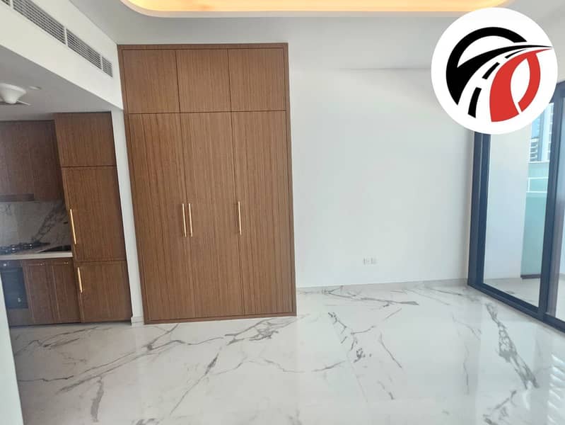 12 CHEQUES PAYMENT OFFER || LUXURIOUS STUDIO|| PREMIUM LOCATION || SPACIOUS LAYOUT - Image 4