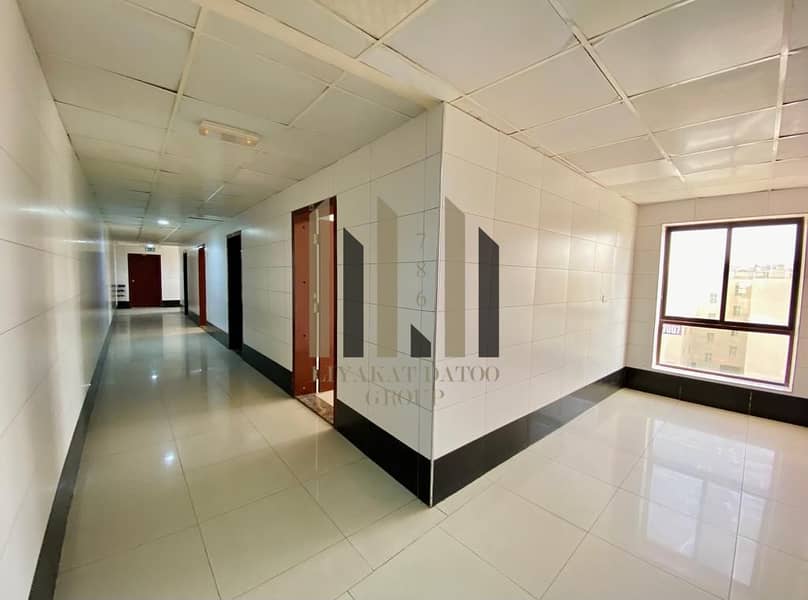 2 8. HALLWAY. 2. jpg