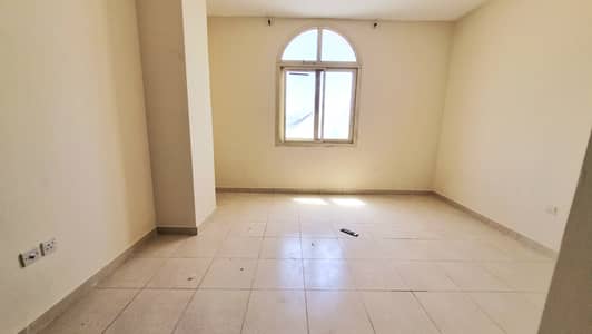 استوديو  للايجار في تجارية مويلح، الشارقة - 298694. jpg