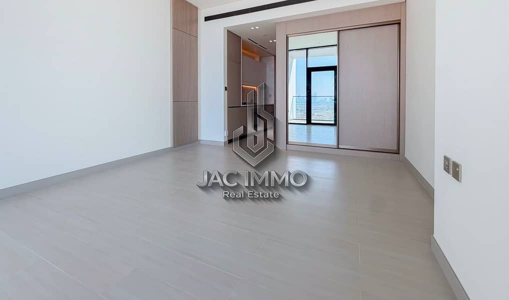 Premium Studio | Modern & Spacious Premium Studio | Modern & Spacious