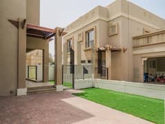 للإيجار | فيلا فاخرة في سيدرا فيلاز | تصميم بطابع عربي | جاهزة للسكن