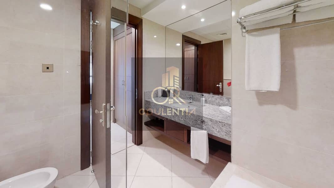 18 A-SUHA-One-Bedroom-Creek-810-Bathroom. jpg