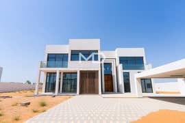 Ready | Single Row Corner | Spacious 6BR Villa