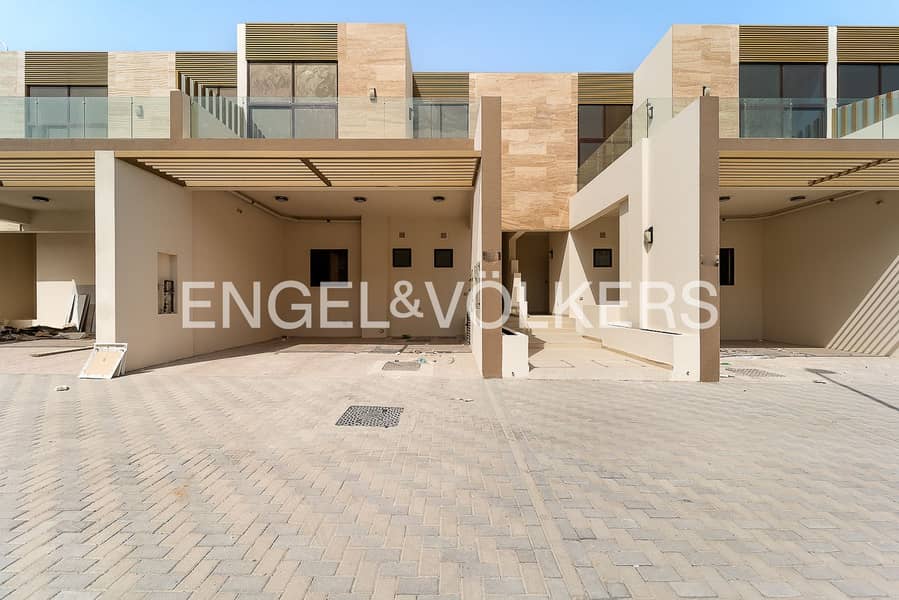 Vastu | Single Row | Park Views Vastu | Single Row | Park Views