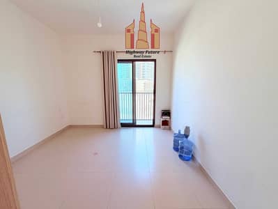 Studio for Rent in Al Khan, Sharjah - IMG_6686. jpg Studio for Rent in Al Khan, Sharjah - IMG_6686. jpg