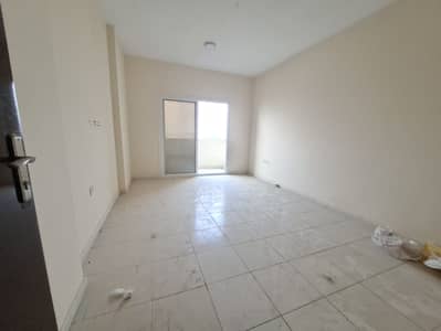 2 Camere Appartamento in Affitto a Muwaileh, Sharjah - 1000157497. jpg