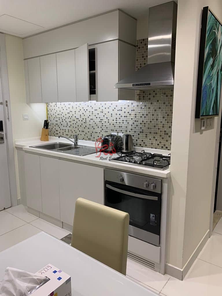 2 9d343d69-c47f-49a3-85e9-c4eefb18fc3d. jpg