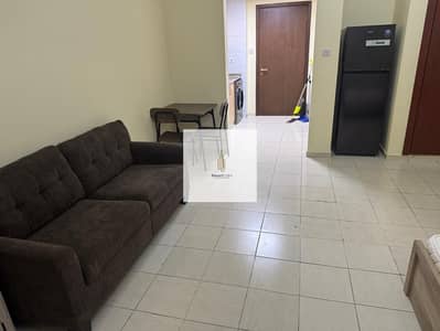 Studio for Rent in International City, Dubai - b391a29e-db37-412e-92d2-e4ca7b144572. jpg