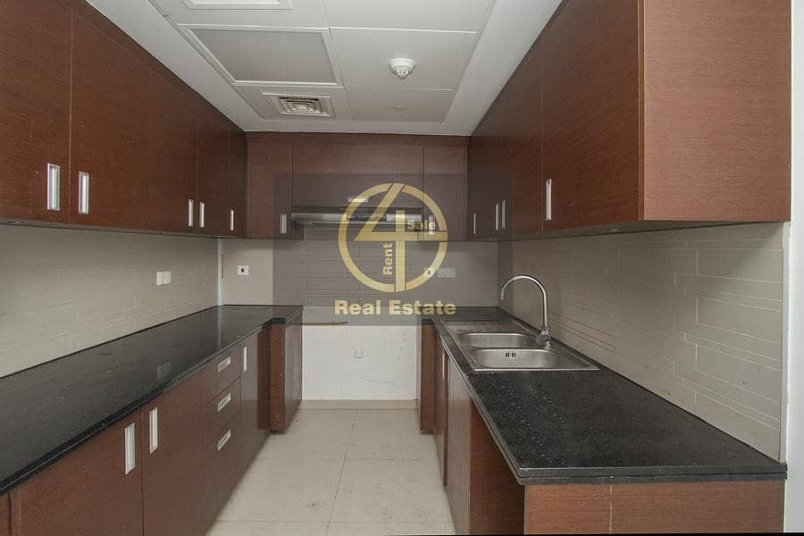 6 Excellent 3 BR plus Maid with Free Maintenance