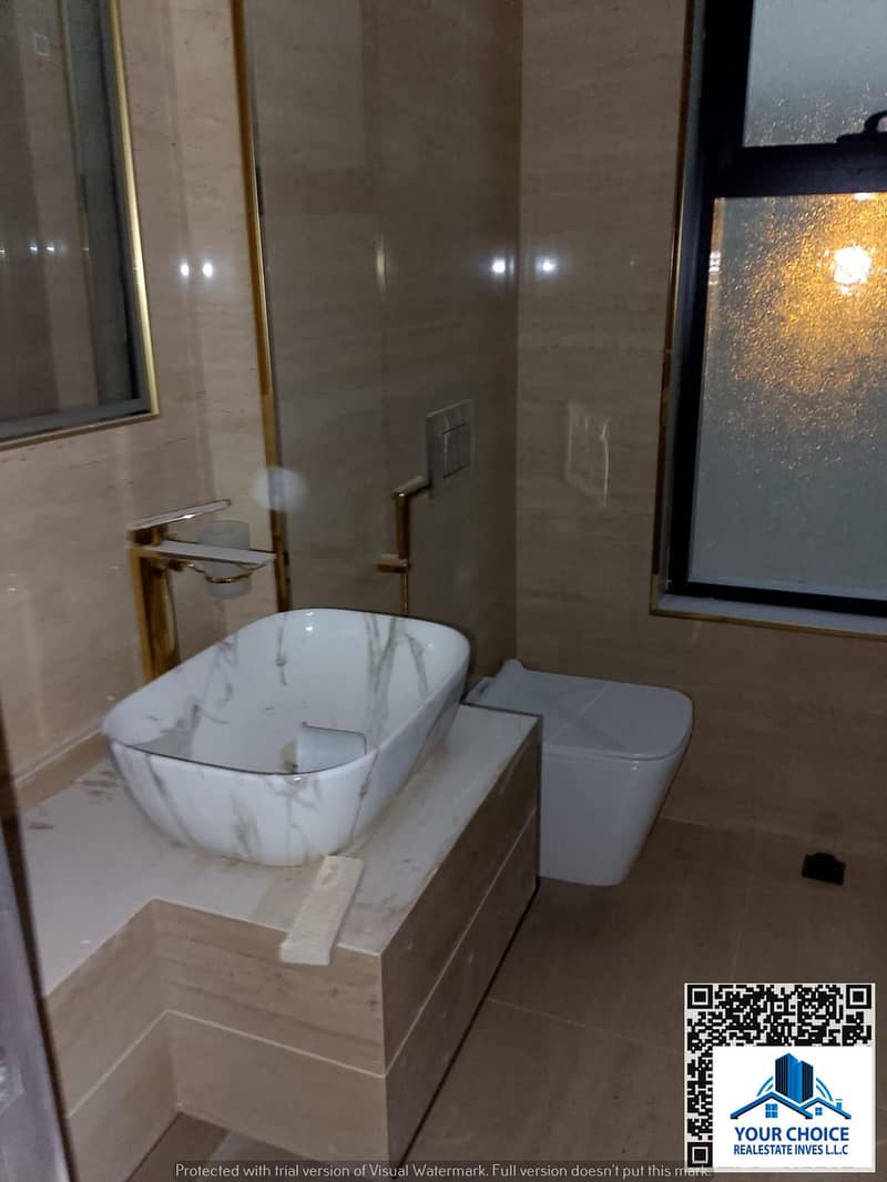 15 87dc7c0b-e8ef-4e8a-8ac9-0d6288beb98e. jpg