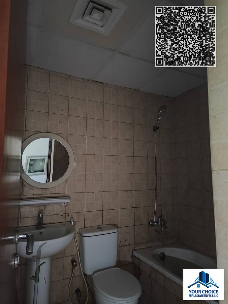 8 d0a2ca8e-bc2d-4693-b6a8-09aa6ecd9b88. jpg