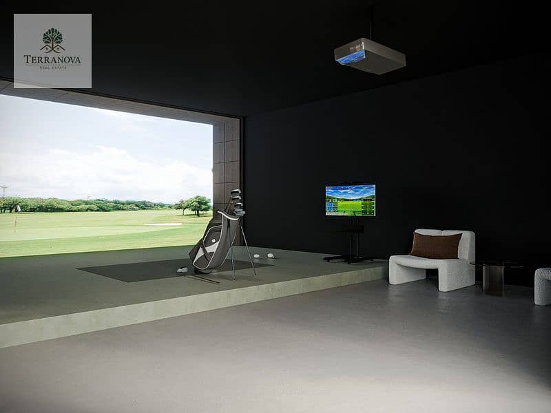 28 Indoor VR Golf. jpg