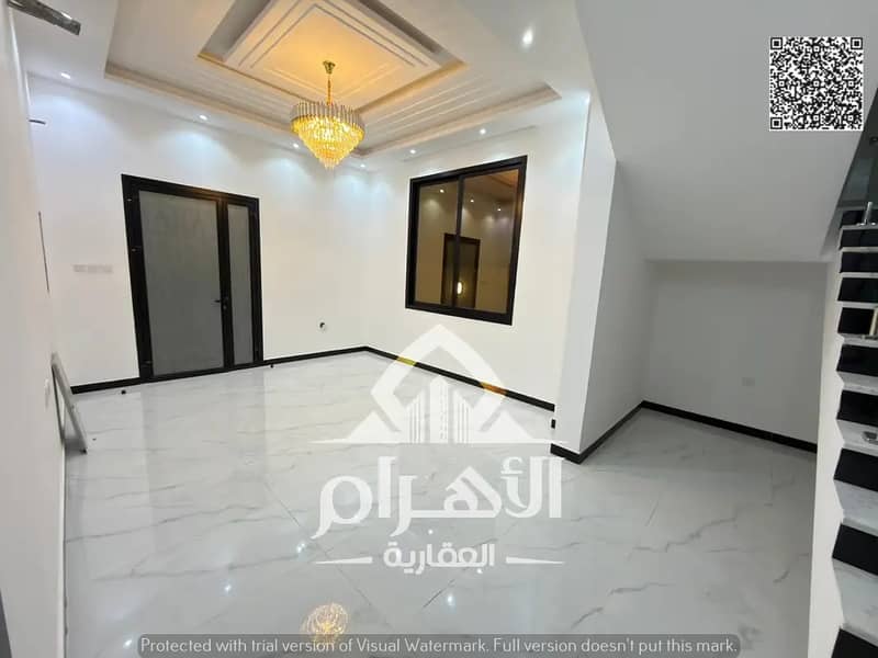 9 851862350-1066x800. webp
