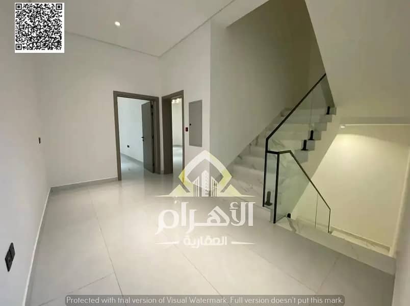 12 851807856-1066x800. webp