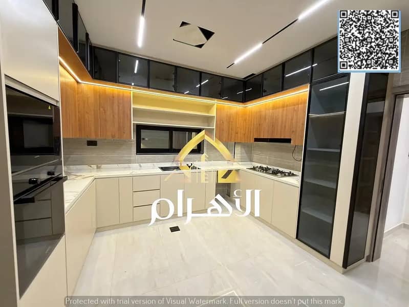 13 848990558-1066x800. webp