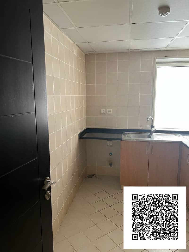 7 f21a29ff-da99-4ea5-ac62-a98d2a77baca. jpg