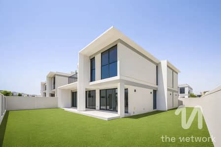 5 Bedroom Villa for Rent in Tilal Al Ghaf, Dubai - Close to Pool and Park | Vacant | Single Row 5 Bedroom Villa for Rent in Tilal Al Ghaf, Dubai - Close to Pool and Park | Vacant | Single Row