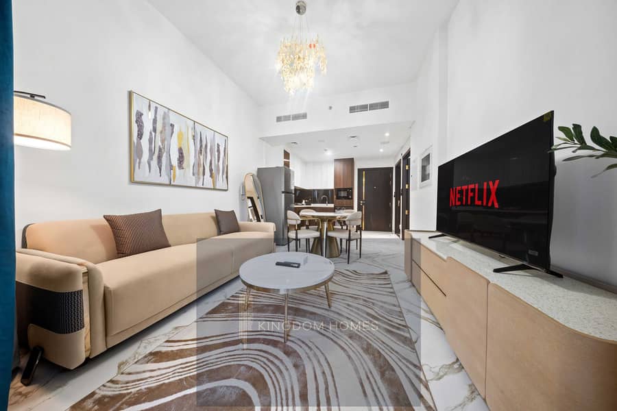 3 02-living-room-02. jpg
