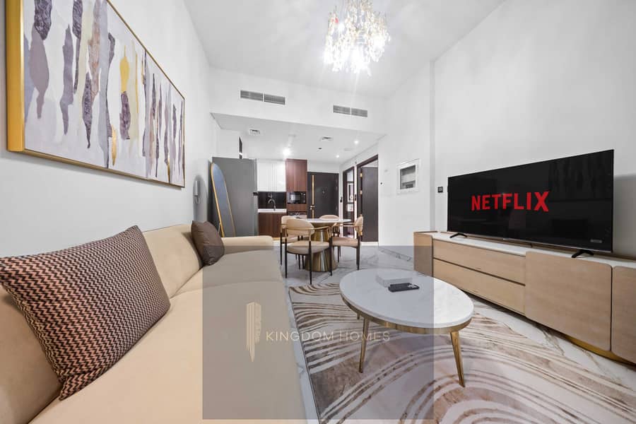4 03-living-room-03. jpg