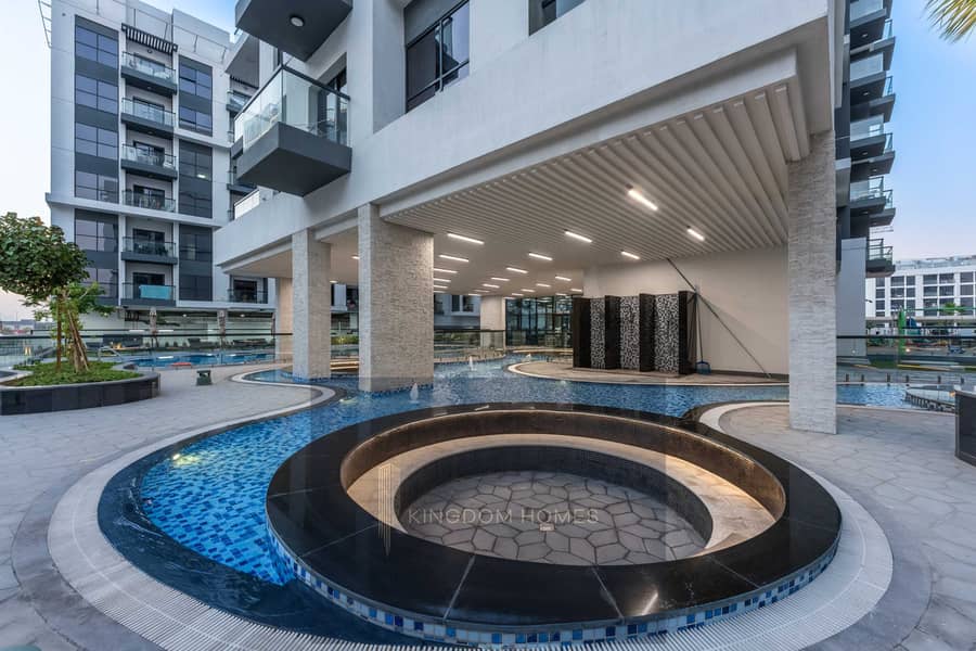 24 24-amenity-pool-05. jpg