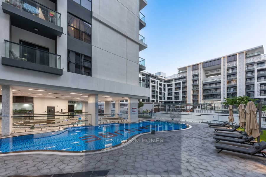 26 26-amenity-pool-07. jpg