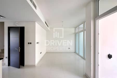 3 Slaapkamers Townhouse te Koop in DAMAC Hills 2 (Akoya by DAMAC), Dubai - Rijwoning in DAMAC Hills 2 (Akoya by DAMAC),Victoria, 3 slaapkamers, 1600000 AED - 15939482 3 Slaapkamers Townhouse te Koop in DAMAC Hills 2 (Akoya by DAMAC), Dubai - Rijwoning in DAMAC Hills 2 (Akoya by DAMAC),Victoria, 3 slaapkamers, 1600000 AED - 15939482