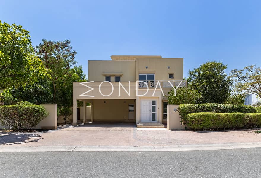 Upgraded | Corner Plot | Private Pool Upgraded | Corner Plot | Private Pool