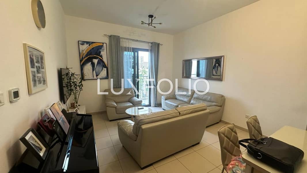 Low Floor | Unfurnished | Available Now Low Floor | Unfurnished | Available Now