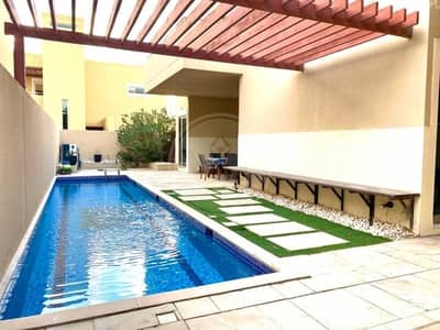 Exclusive! Genuine! Corner 4 bed (A) villa + pool Exclusive! Genuine! Corner 4 bed (A) villa + pool