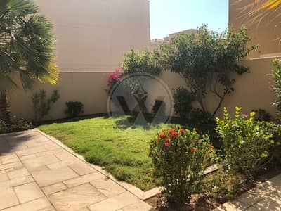 Exclusive | Negotiable | Immaculate corner home Exclusive | Negotiable | Immaculate corner home