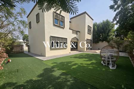 Villa de 3 chambres à à louer à Jumeirah Park, Dubai - Villa à Jumeirah Park，District 8, 3 chambres, 309999 AED - 15939994