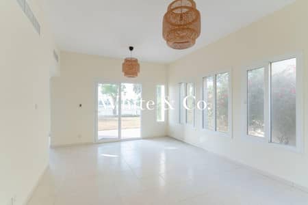 3 Bedroom Villa for Rent in The Springs, Dubai - Type 1E | Lake Backing | Well Maintained 3 Bedroom Villa for Rent in The Springs, Dubai - Type 1E | Lake Backing | Well Maintained