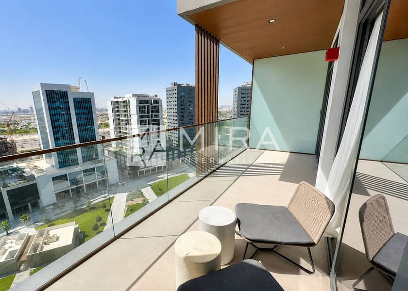 10 Balcony