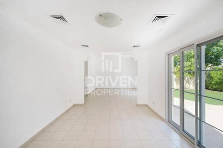 3 Camere Villa in Affitto a The Lakes, Dubai - Villa a The Lakes,Deema,Deema 2, 3 camere da letto, 380000 AED - 15940877 3 Camere Villa in Affitto a The Lakes, Dubai - Villa a The Lakes,Deema,Deema 2, 3 camere da letto, 380000 AED - 15940877