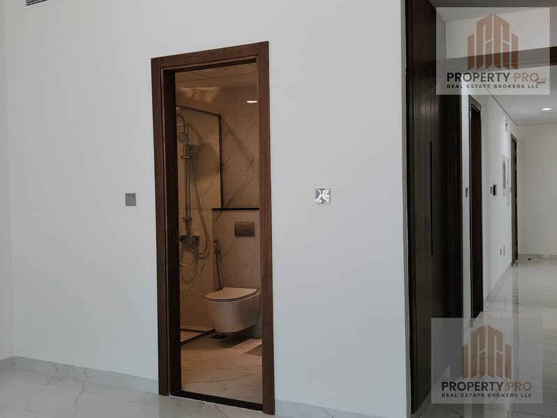 8 Image 8