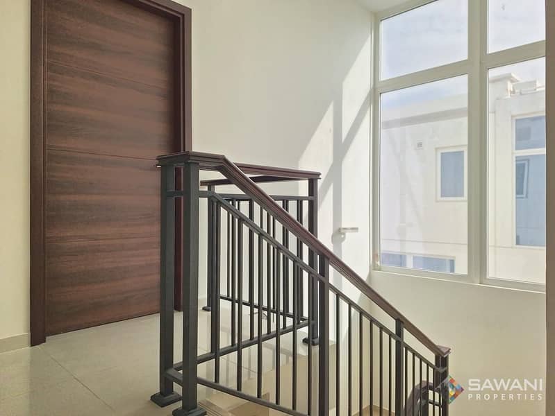 26 6e354e95-456d-4cad-bc36-8b5769c2454b. jpg