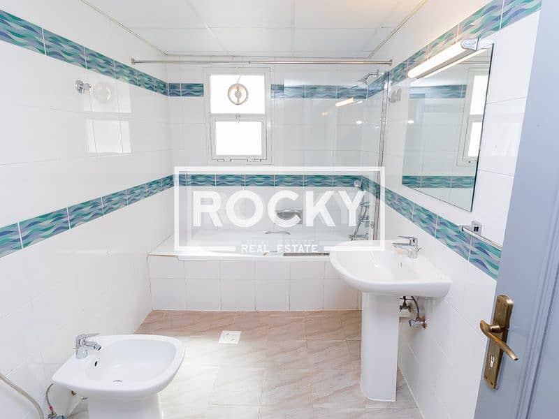 11 Rocky Real Estate - Bur Dubai - Al Mankhool - Imperium 2 - Apartment (10 of 13). JPG
