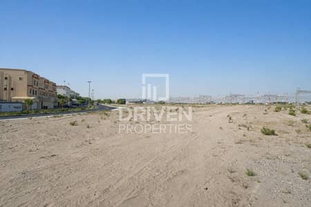 Plot in vendita a Mirdif, Dubai - Terreno a Mirdif, 10000000 AED - 15943276 Plot in vendita a Mirdif, Dubai - Terreno a Mirdif, 10000000 AED - 15943276