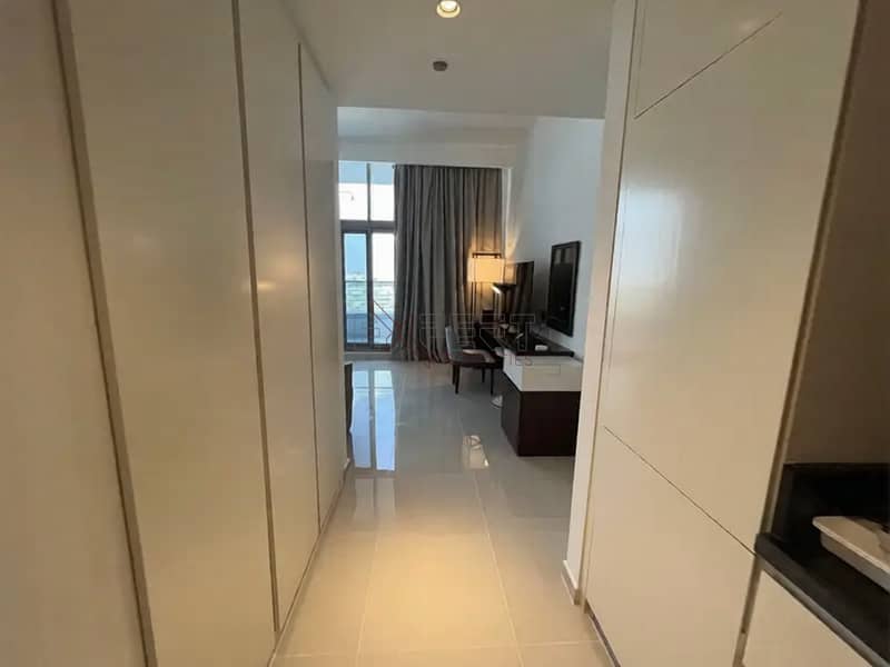 6 Image 6
